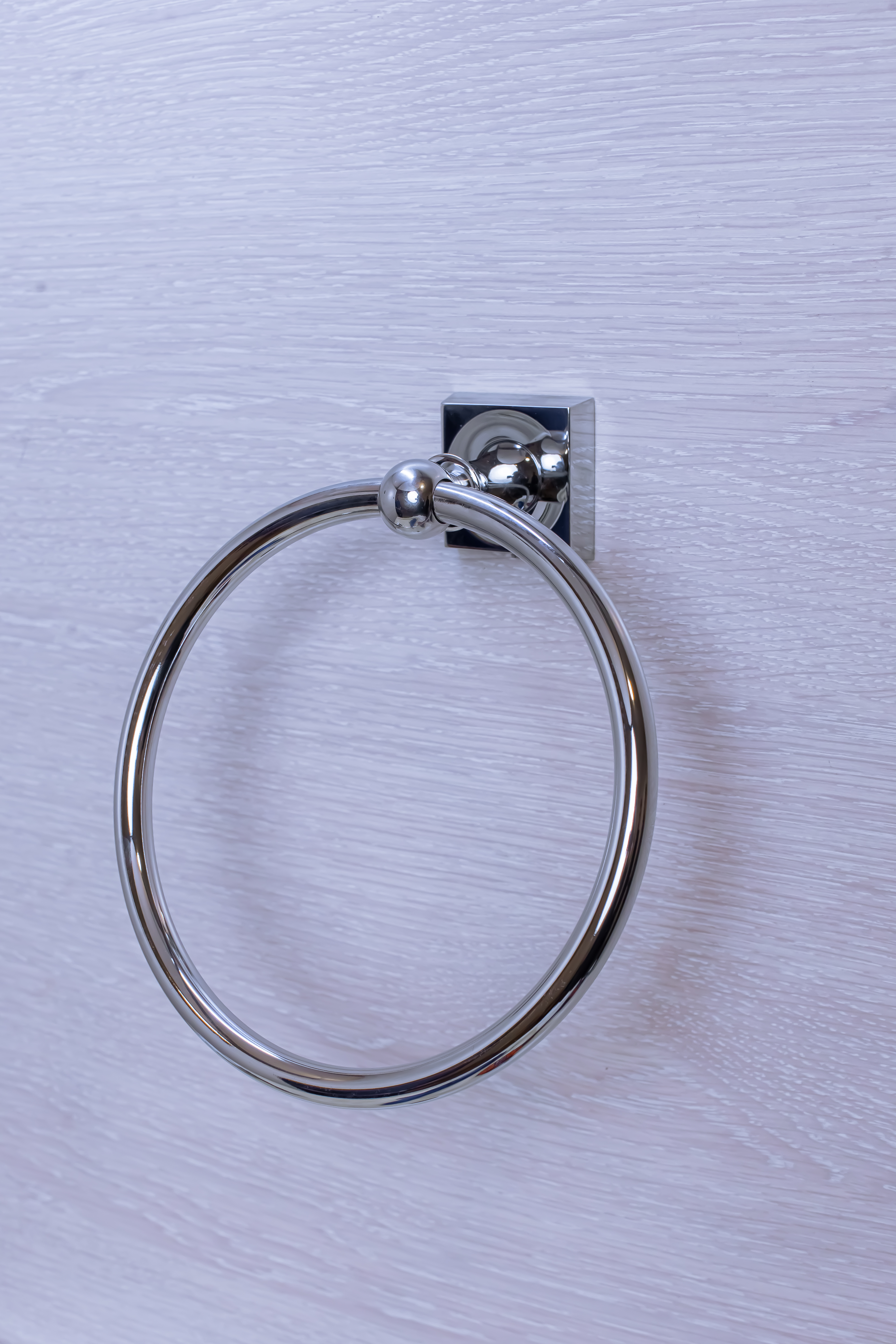 Oval dəsmal asılan