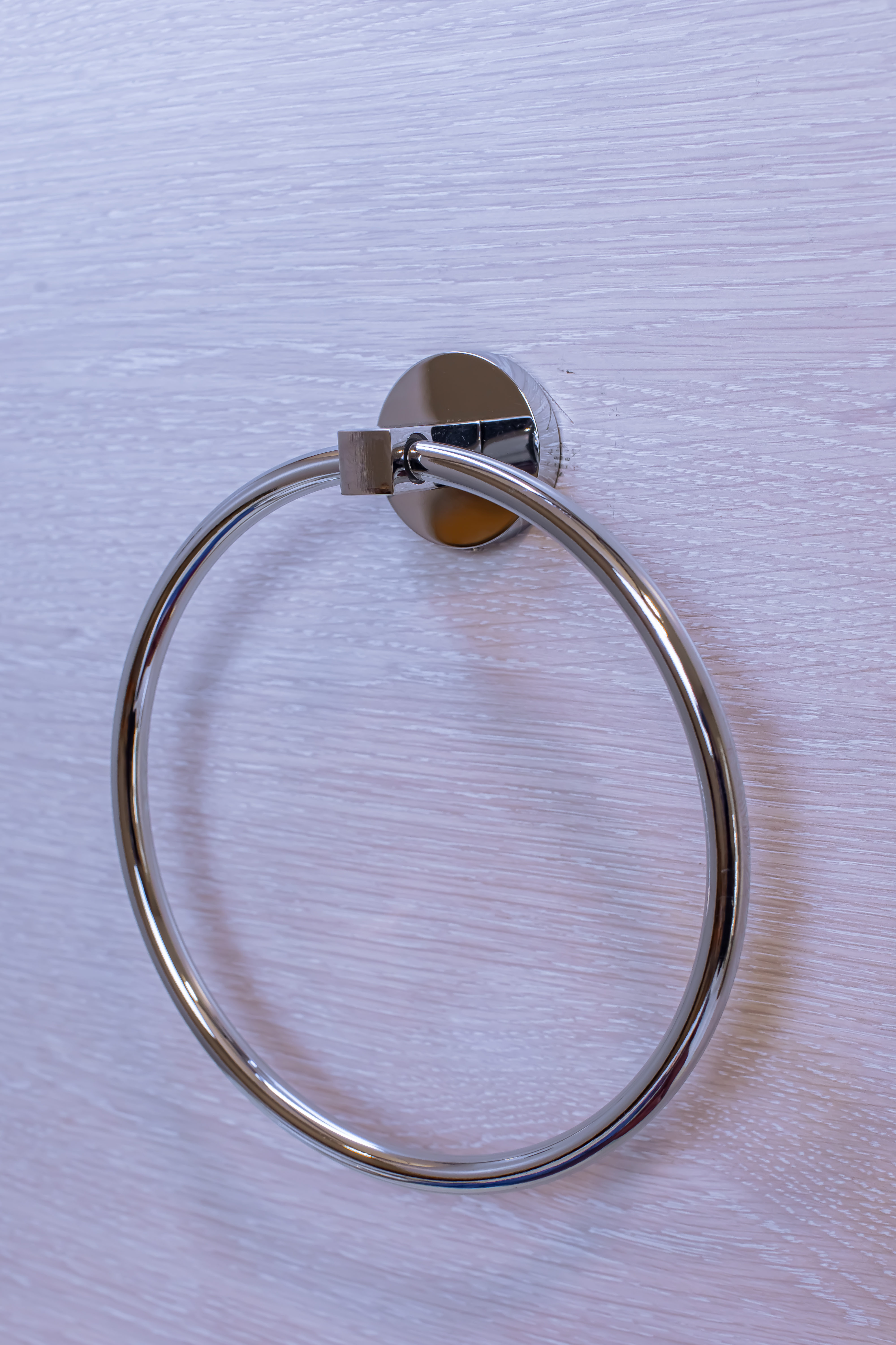 Oval dəsmal asılan