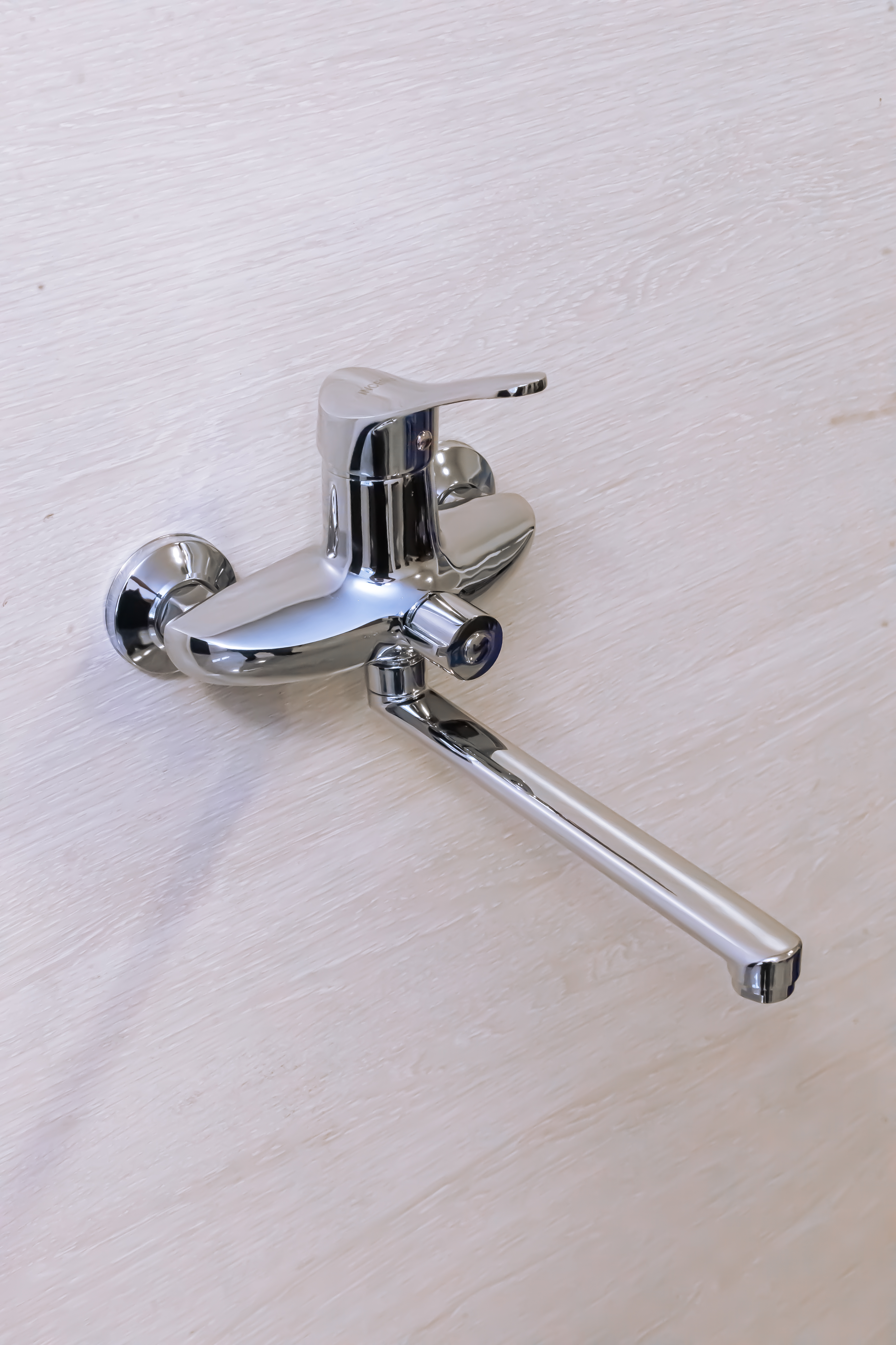 Duş simesiteli uzun lülək